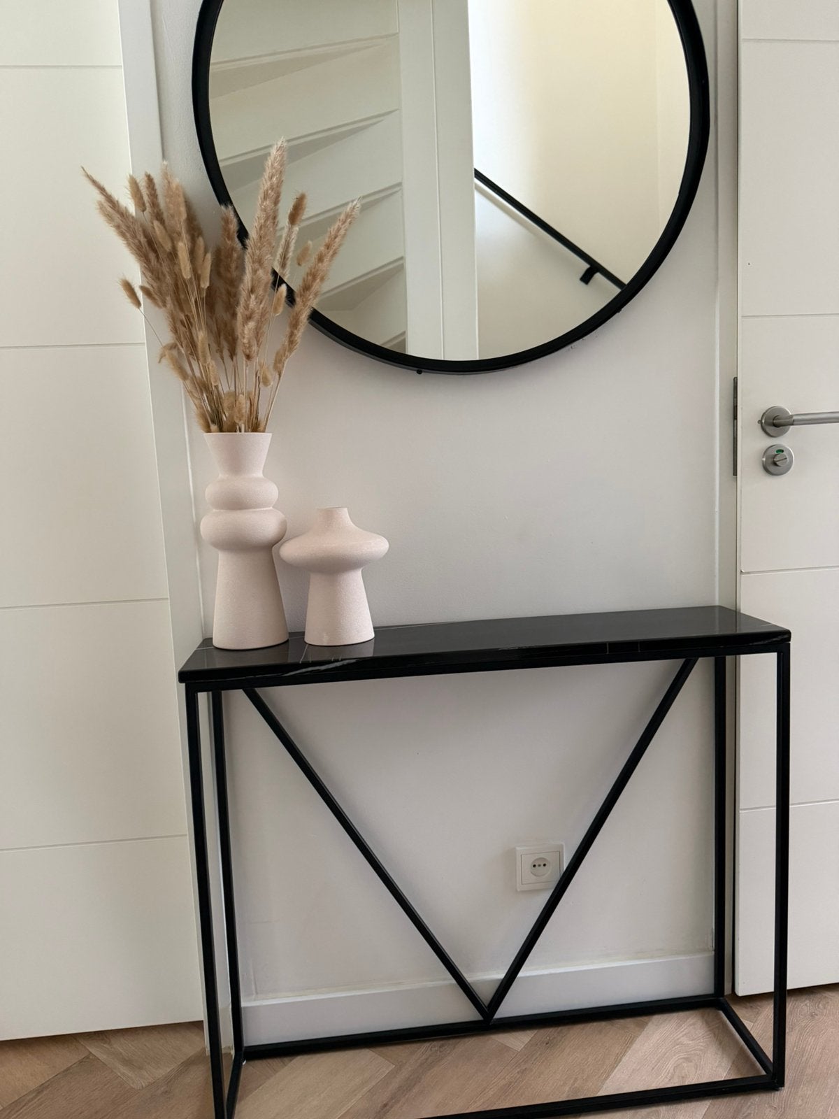 Marmeren sidetable zwart, Huis en Inrichting, Ophalen, 50 tot 100 cm, Rond, Zo goed als nieuw