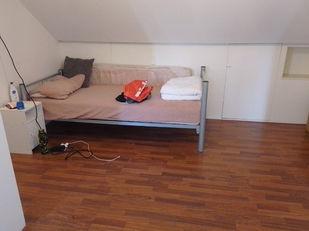 Private room in a sharing accommodation, Huizen en Kamers, Kamers te huur, Minder dan 20 m², Amsterdam