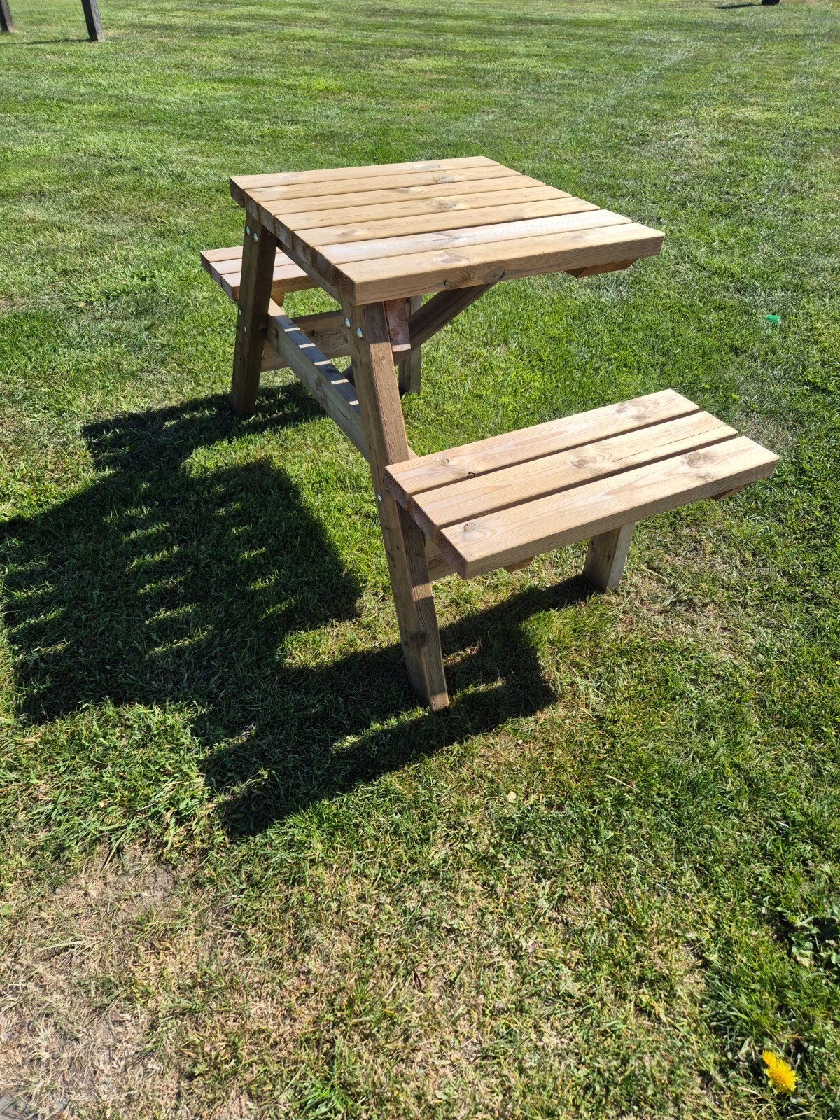 2-persoons picknicktafel en stevige bank, Tuin en Terras, Picknicktafels, Nieuw, Rechthoekig, Hout, Ophalen