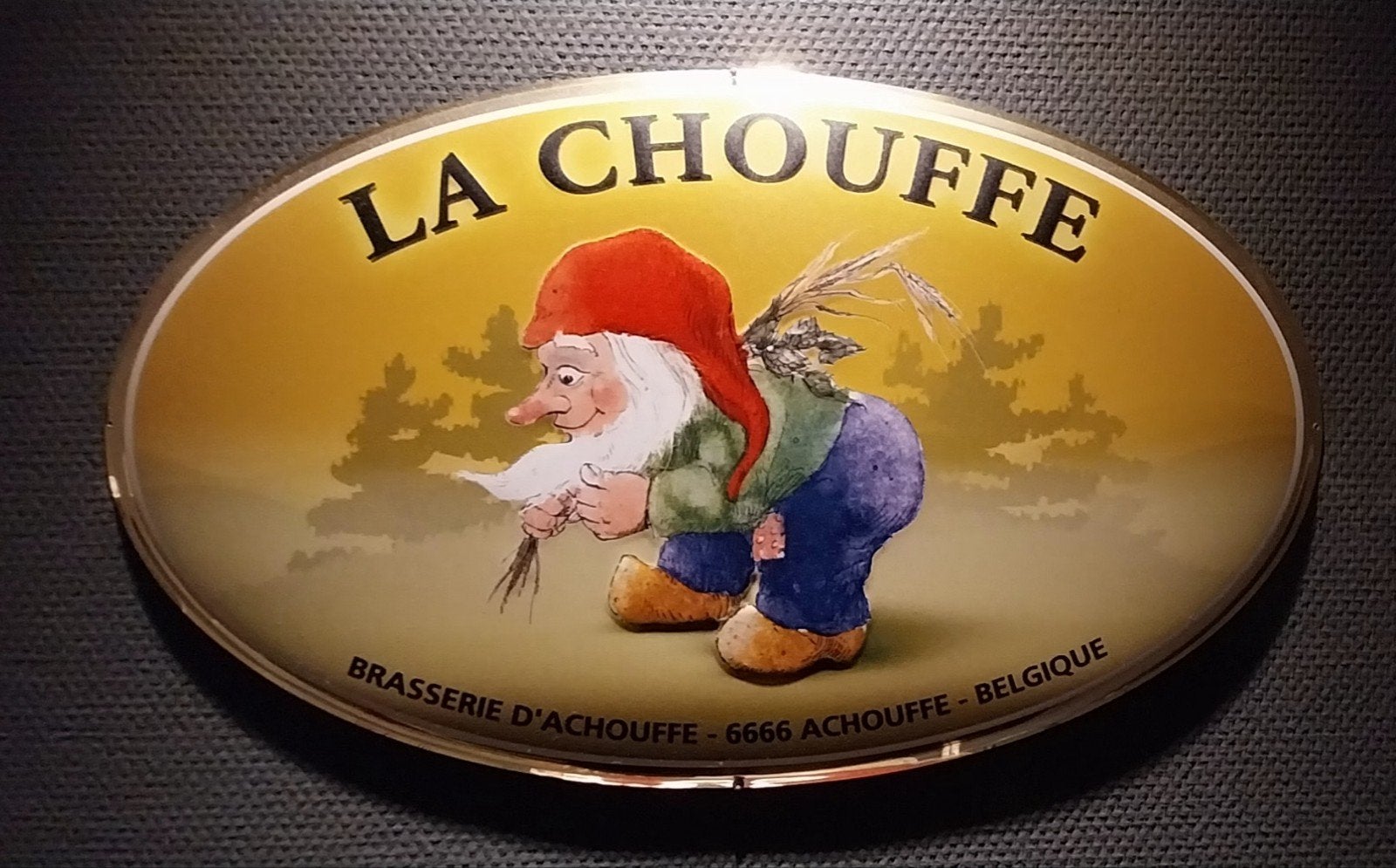 Oud La Chouffe reclamebord. ( metaal ), Verzamelen, Biermerken, Ophalen, Zo goed als nieuw, Reclamebord, Plaat of Schild, Overige merken