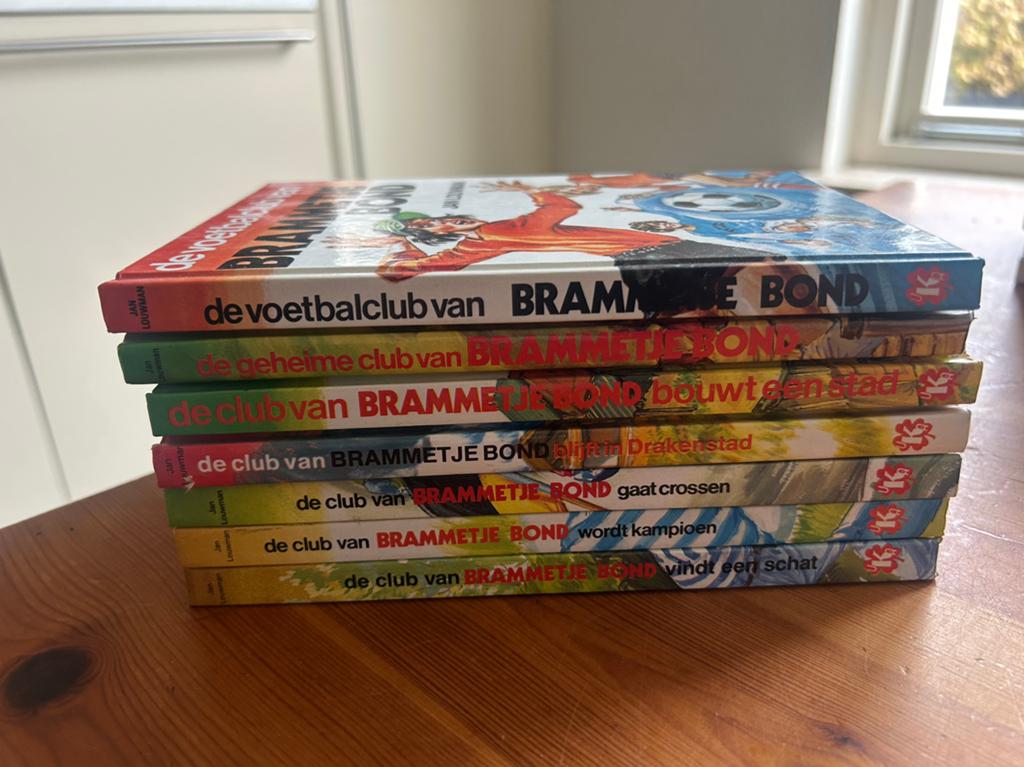 Brammetje Bond - set van 7 delen, Boeken, Ophalen, Zo goed als nieuw, Fictie algemeen