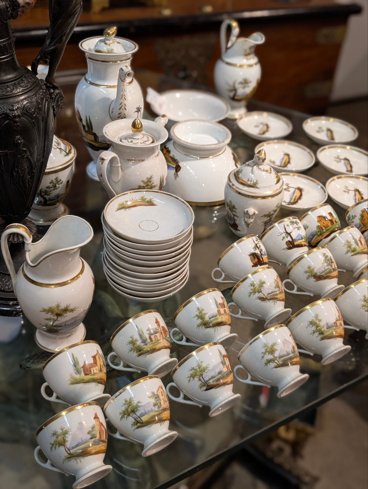 antiek porseleinen servies €330, Ophalen