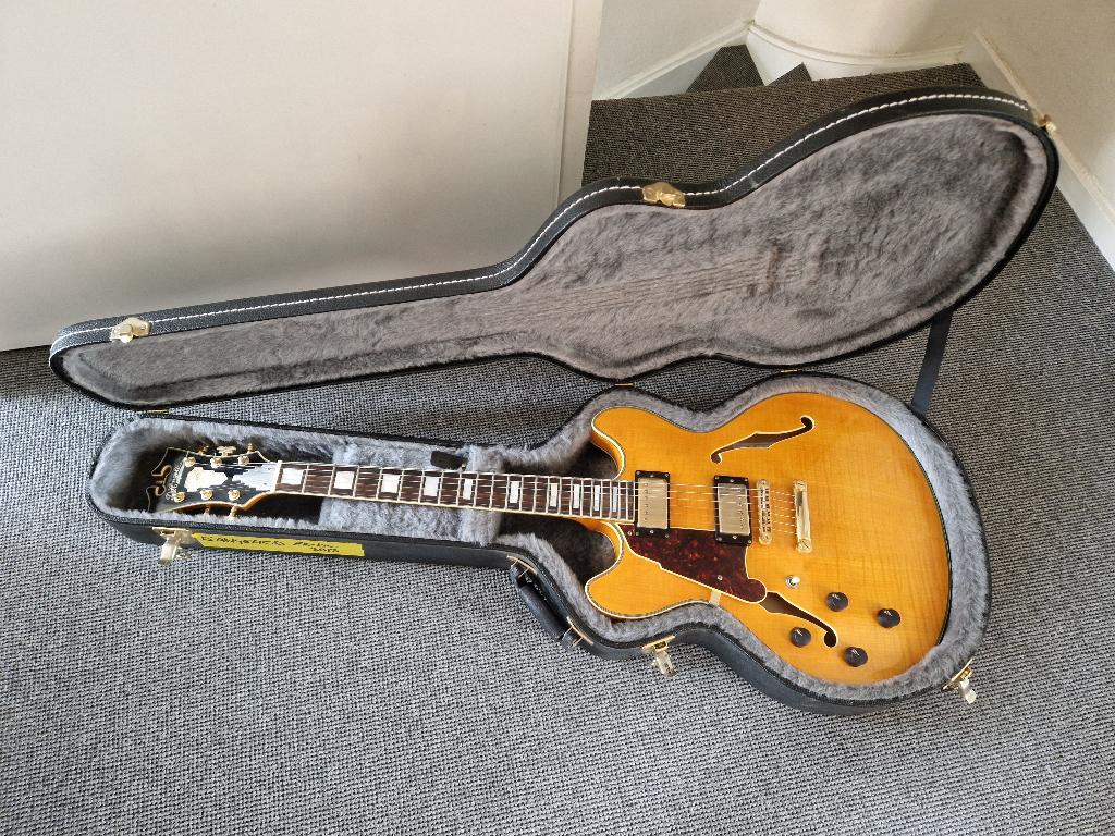 5X Linkshandige Gitaar + Versterker en Effecten, Muziek en Instrumenten, Gebruikt, Met versterker, Solid body, Ophalen