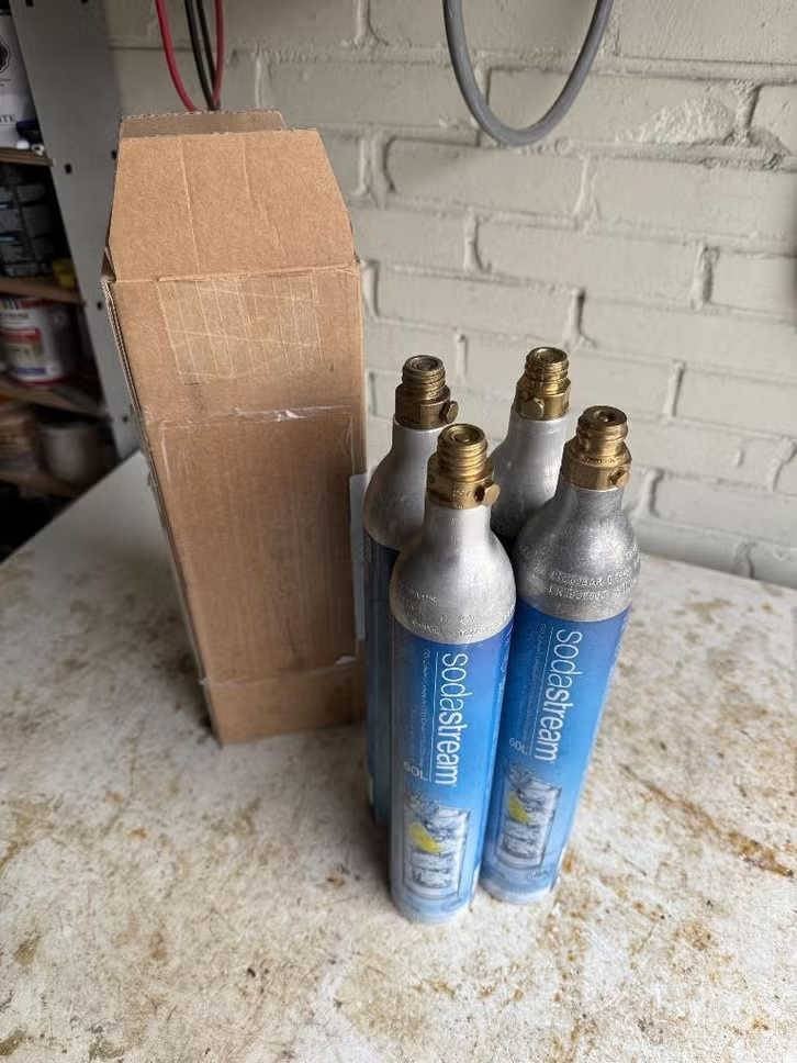 Sodastream cilinders te koop, 4 voor €50 of €15 per stuk., Ophalen of Verzenden, Zo goed als nieuw
