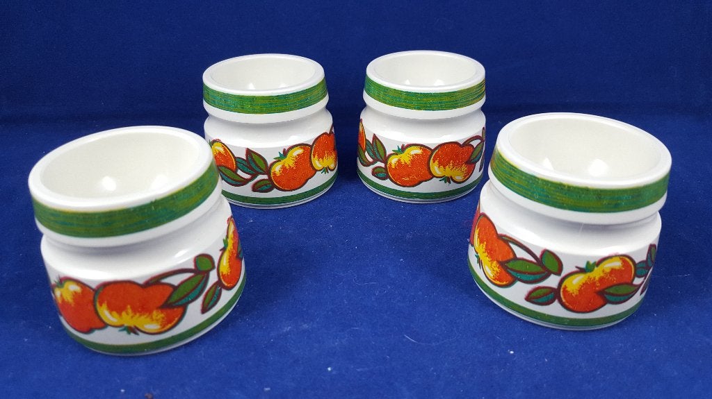 4 stuks retro vintage eierdopjes, jaren 60/70. 5B5, Ophalen of Verzenden, Overige typen