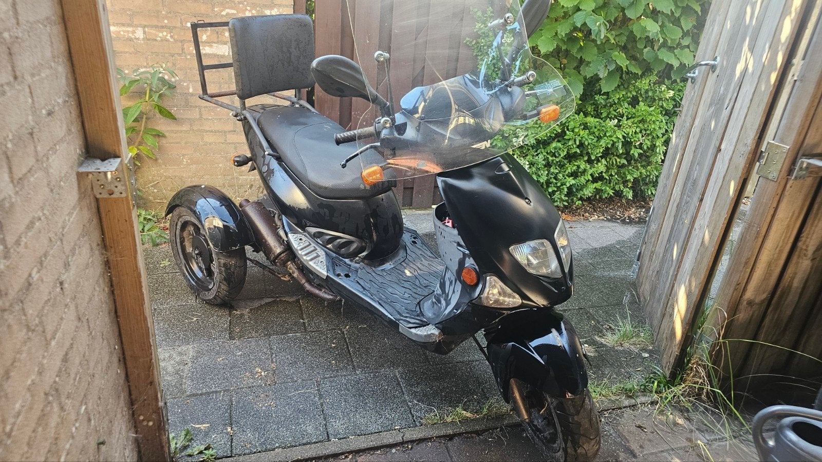 PGO Scooter met 3 wielen - Zwart, Gebruikt, Fietsen en Brommers, Brommers | Overige merken, Ophalen, Gebruikt, PGO, Maximaal 25 km/u