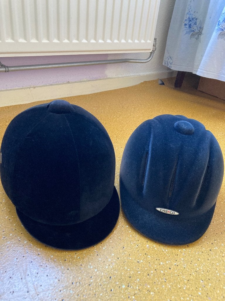 Paardrijlaarzen + 2 caps + 1 paar chaps + gelpad, Ophalen, Gebruikt