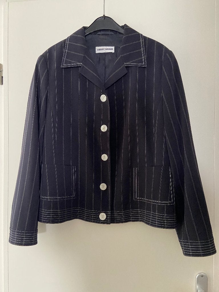 Dames Jasje Gerry Weber heel donker blauw, Kleding | Dames, Jasjes, Kostuums en Pakken, Blauw, Maat 42/44 (L), Ophalen of Verzenden