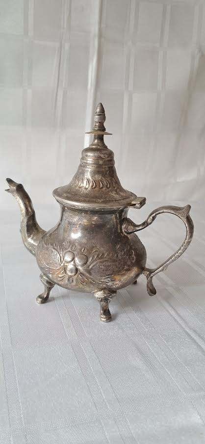 Sierlijke antieke  Marokkaanse theepot (berrad) uit Fez, Ophalen of Verzenden