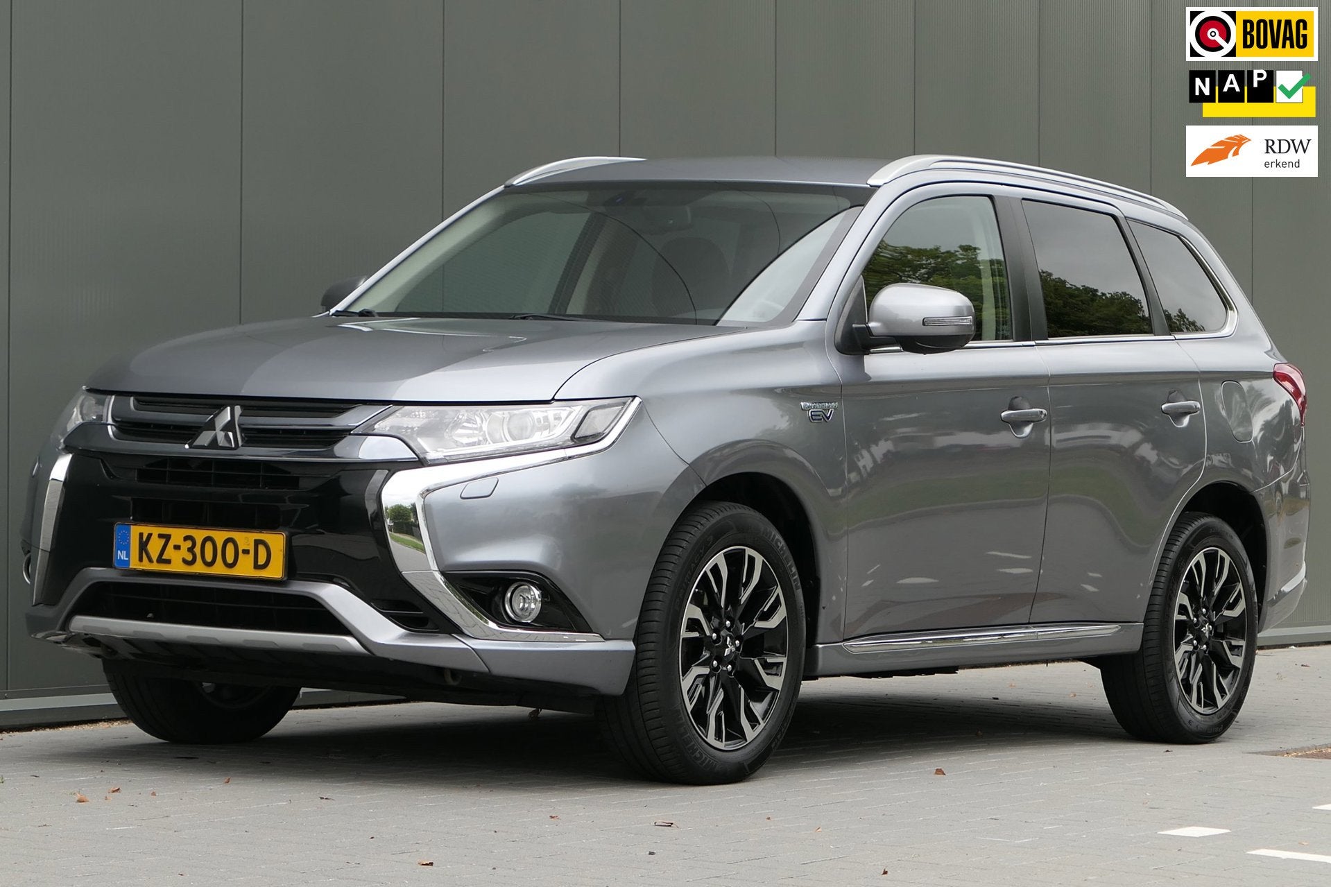 Mitsubishi Outlander 2.0 PHEV Business Edition NAP Navi Came, Auto's, 1998 cc, 4 cilinders, 1820 kg, Bedrijf
