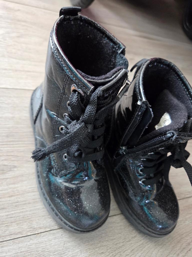 Glitter lak veterboots - Maat 28, Gebruikt, Meisje, Ophalen of Verzenden, Laarzen
