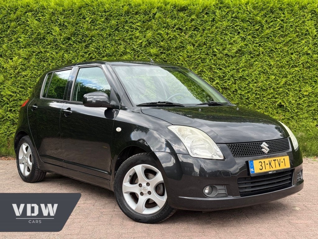 Suzuki SWIFT 1.3 GLS Airco / Stoelverwarming / APK 2027 / 2, Auto's, Suzuki, Voorwielaandrijving, 965 kg, 400 kg, Bedrijf