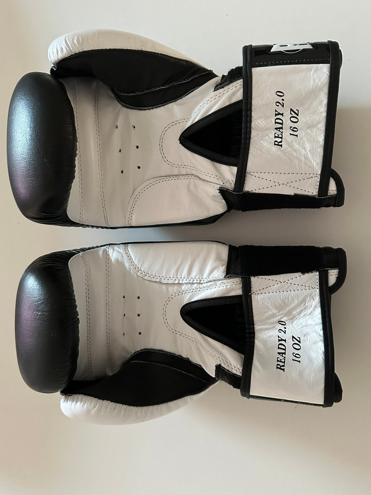 Rumble bokshandschoenen maat 16-OZ, Ophalen, Zo goed als nieuw, Bokshandschoenen