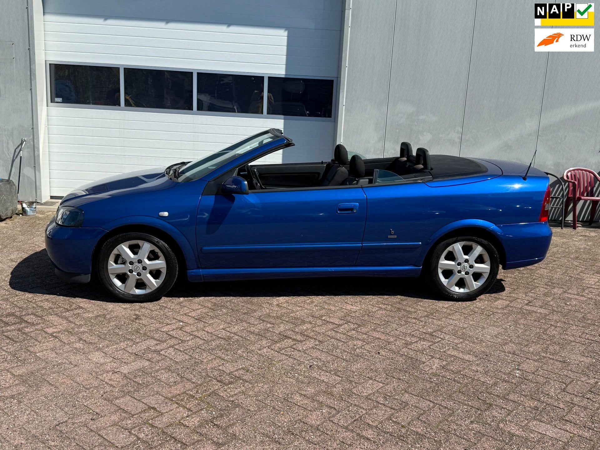 Opel Astra Cabriolet 1.8-16V, 125 pk, 4 cilinders, Cabriolet, 1796 cc