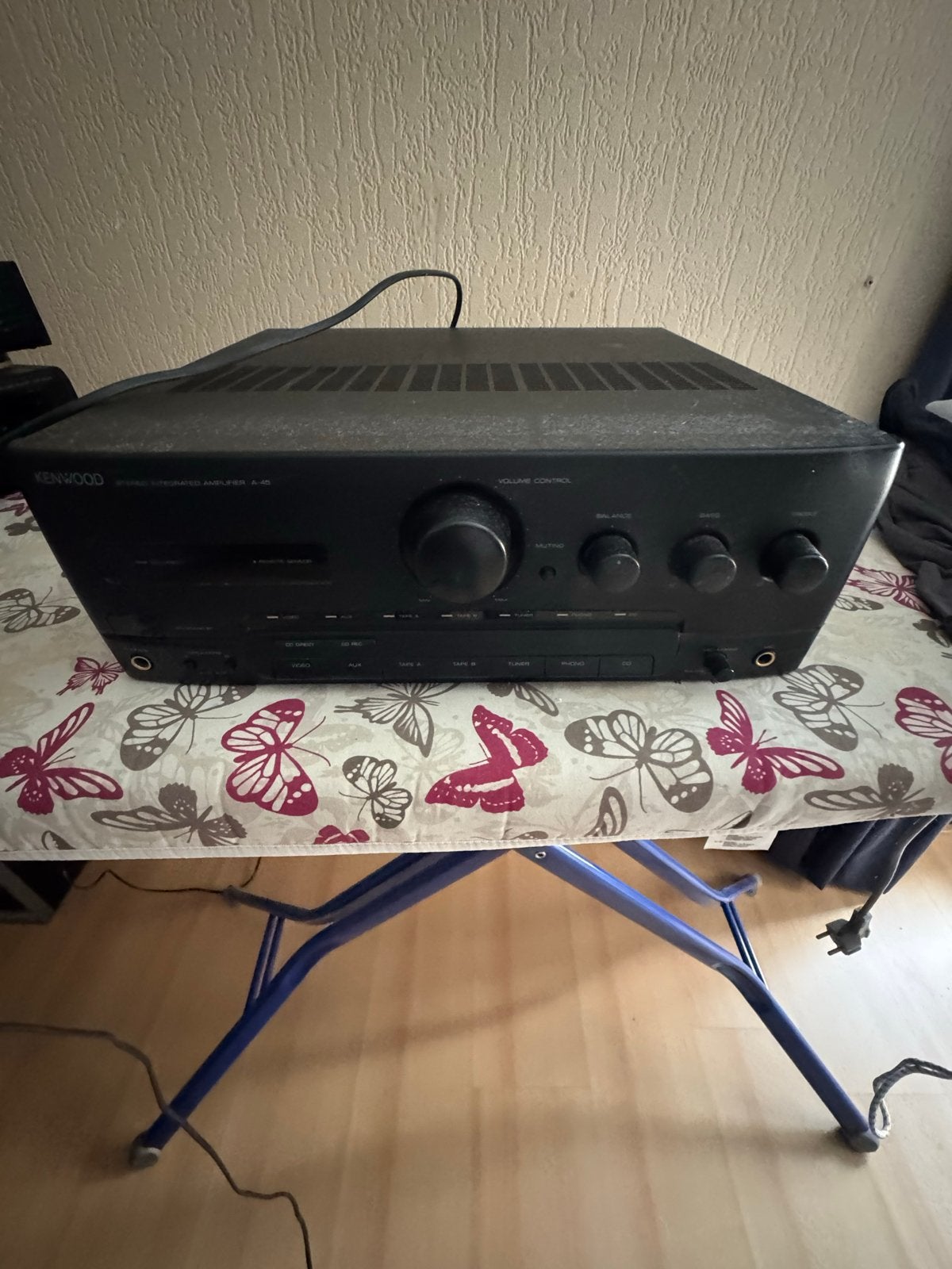 Kenwood Stereo Geïntegreerde Versterker A-48, Gebruikt, 60 tot 120 watt, Stereo, Ophalen