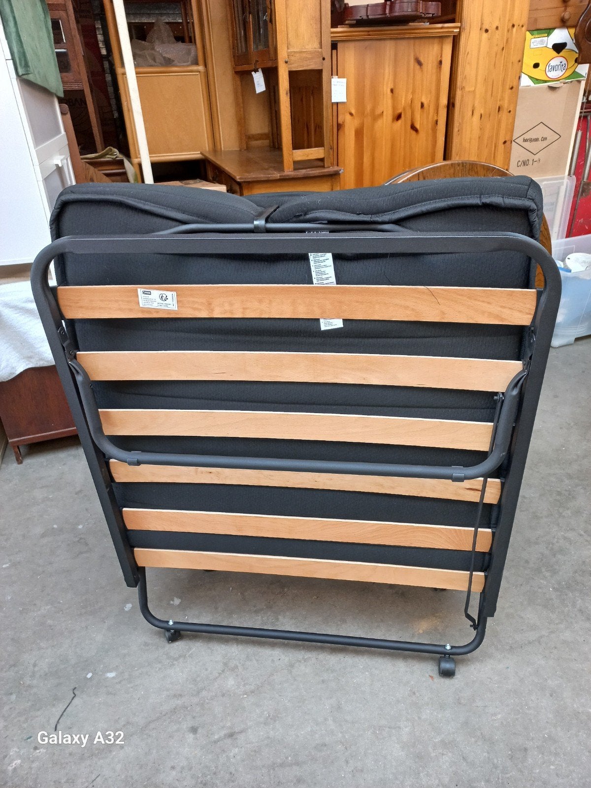 Opvouwbaar Logeerbed 200x90cm - JYSK, Huis en Inrichting, Slaapkamer | Bedden, Zo goed als nieuw, Eenpersoons, 90 cm, 200 cm, Metaal