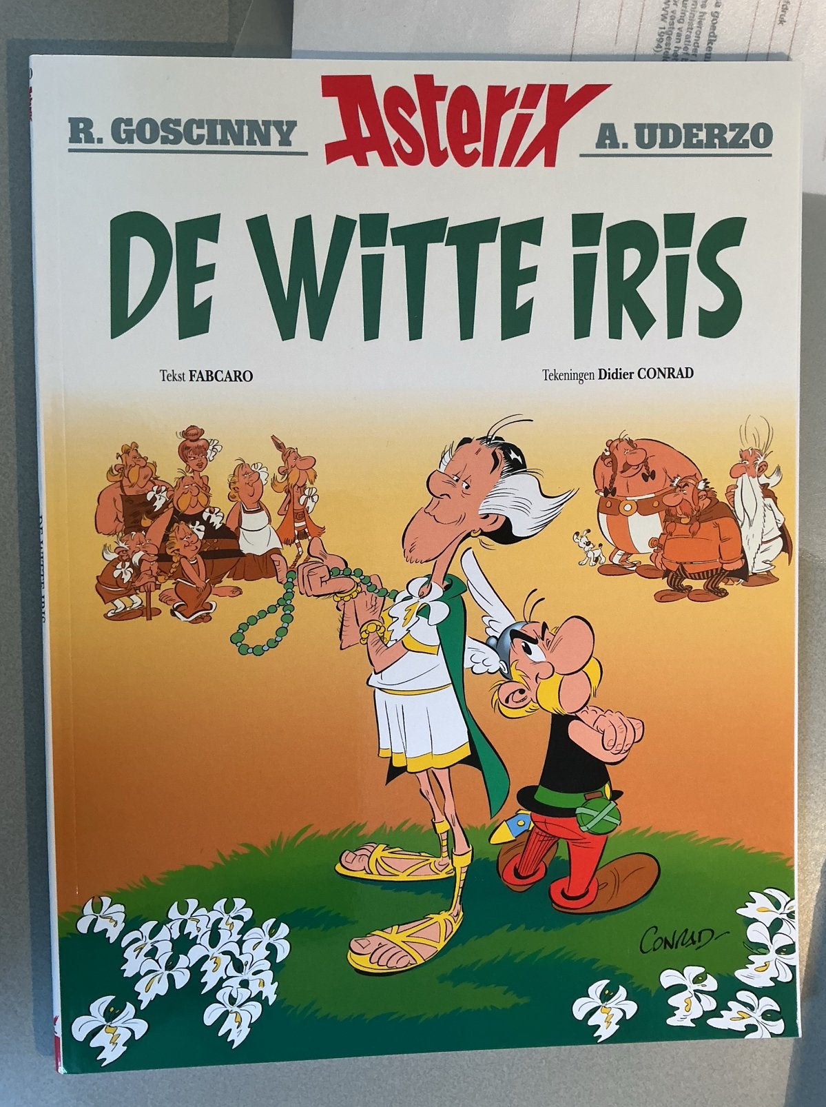 Asterix: De Witte Iris - nr 40, Eén stripboek, Ophalen, Nieuw