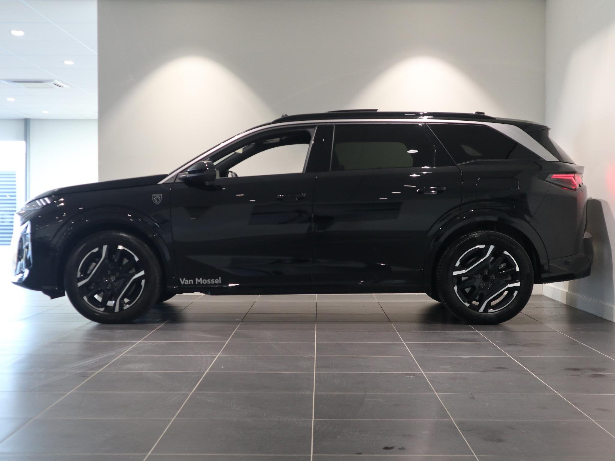 Peugeot e-5008 GT Avantage 73 kWh 7p | Panaromadak | Elektri, Auto's, Peugeot, 12 maanden, 213 pk, 7 stoelen, Zwart
