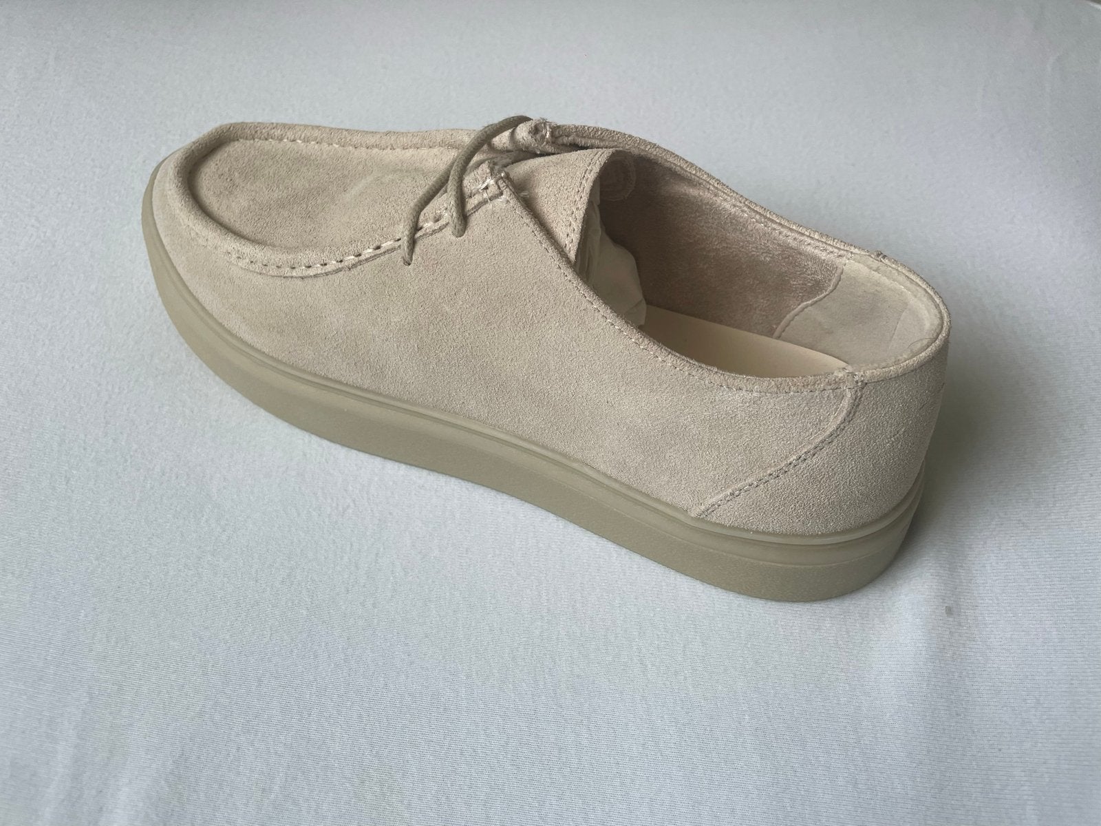 Nieuwe beige suède leren schoenen met label, maat 42, Kleding | Heren, Schoenen, Loafers, Overige kleuren, Nieuw, Ophalen of Verzenden