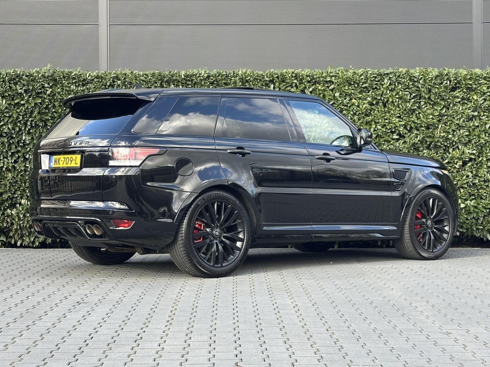 Land Rover Range Rover Sport 5.0 V8 Supercharged SVR, PANORA, Automaat, Zwart, Bedrijf, Vierwielaandrijving