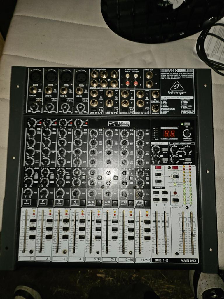 Behringer Xenyx X1622USB Mixer, Muziek en Instrumenten, Ophalen, Gebruikt, 10 tot 20 kanalen, Microfooningang