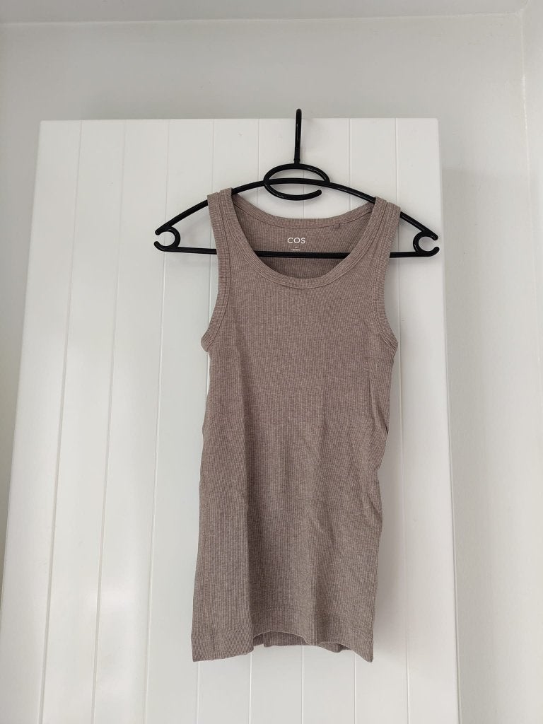 COS Beige Tanktop XS, Kleding | Dames, Beige, Nieuw, Ophalen of Verzenden, Korte mouw