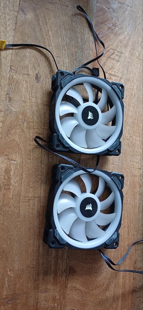 2x Corsair 120mm RGB Fans, Computers en Software, Computerkoelers, Gebruikt, Luchtkoeling, Ophalen