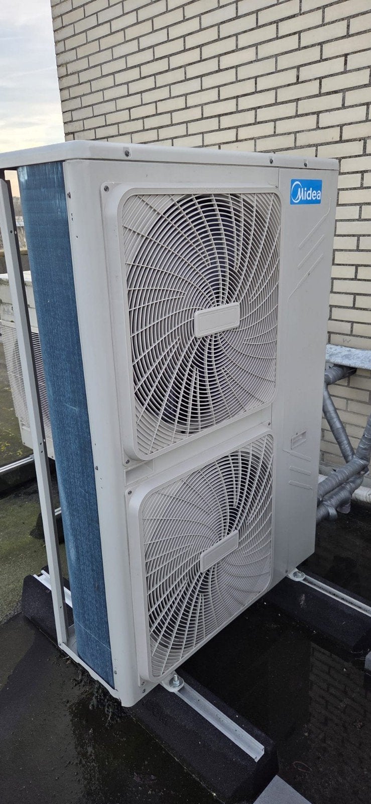 Airco chiller Midea buitenunit 16kw, Ophalen, Koelen en Ontvochtigen, 3 snelheden of meer, Zo goed als nieuw