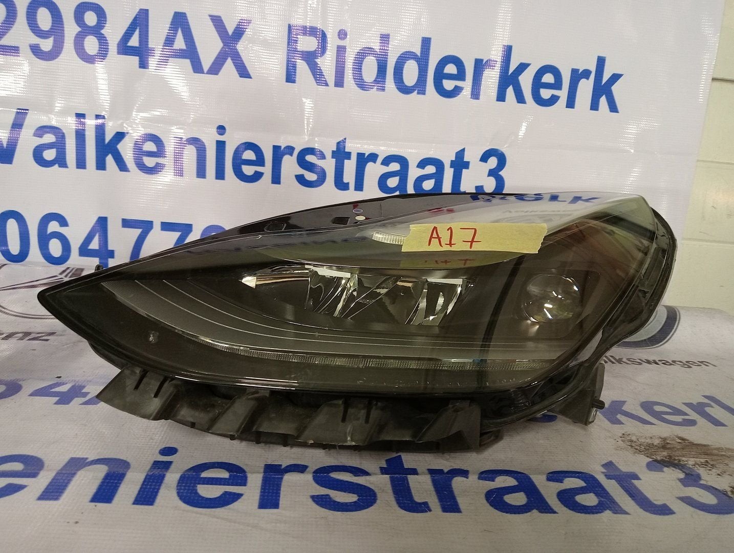 TESLA MODEL 3 Koplampen links met artikelnummer 1077372-00, Gebruikt, -, Overige automerken, -