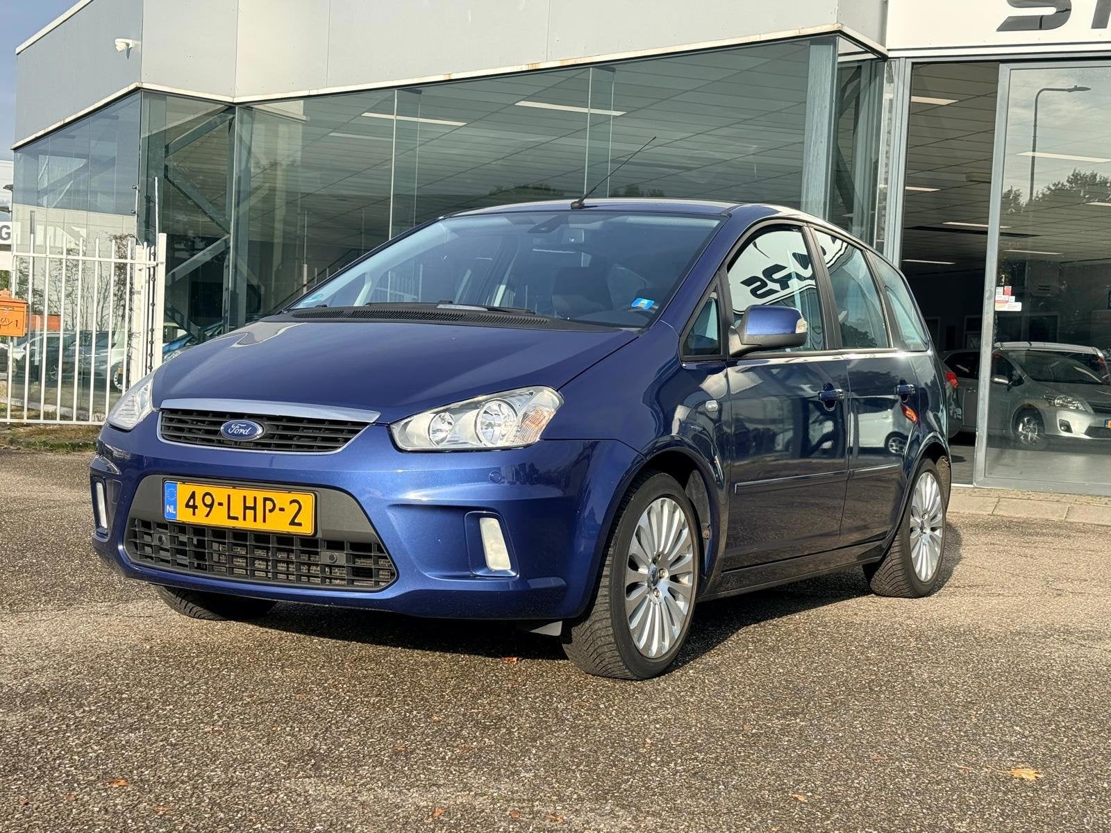 Ford C-Max 1.8-16V Limited|Airco|Trekhaak|P Sensor|Cruise Co, Voorwielaandrijving, Dealer onderhouden, 125 pk, Gebruikt