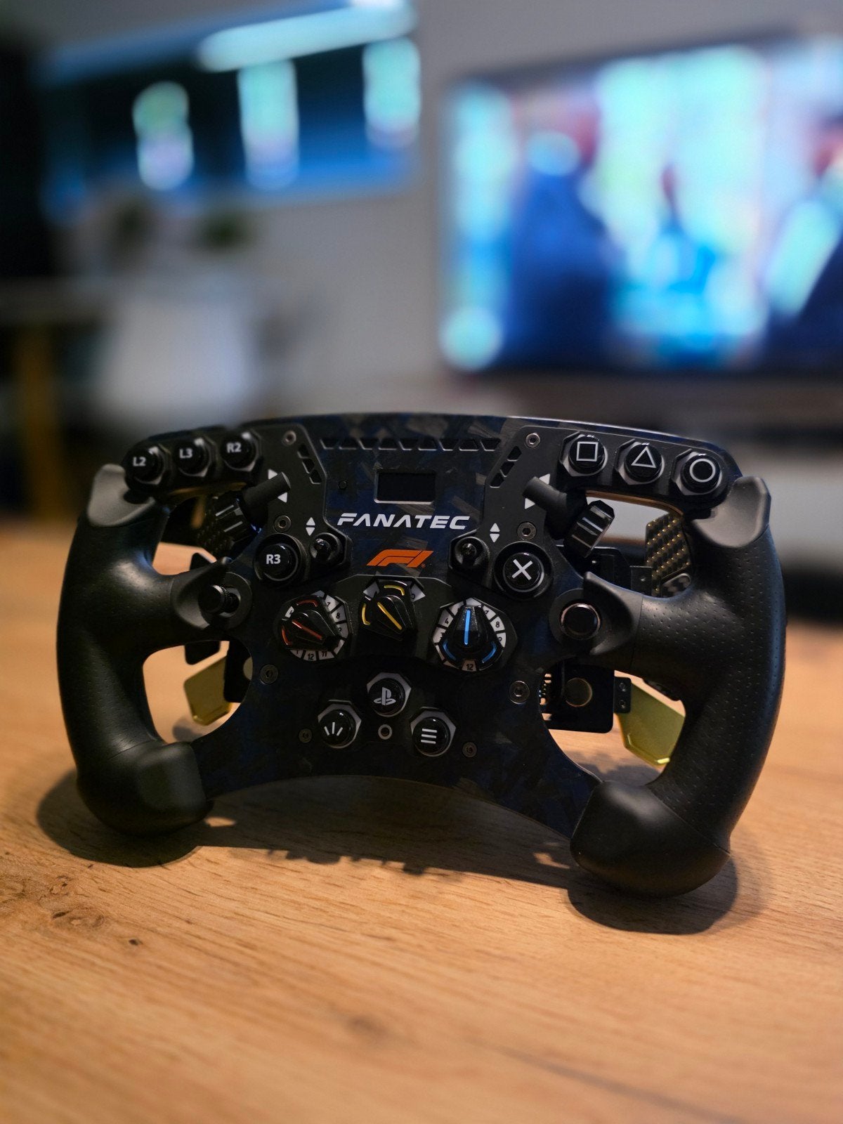 Foto 4 van Complete Simrig! Fanatec DD 18nm, F1 V2.5, Simnet, Haptics!