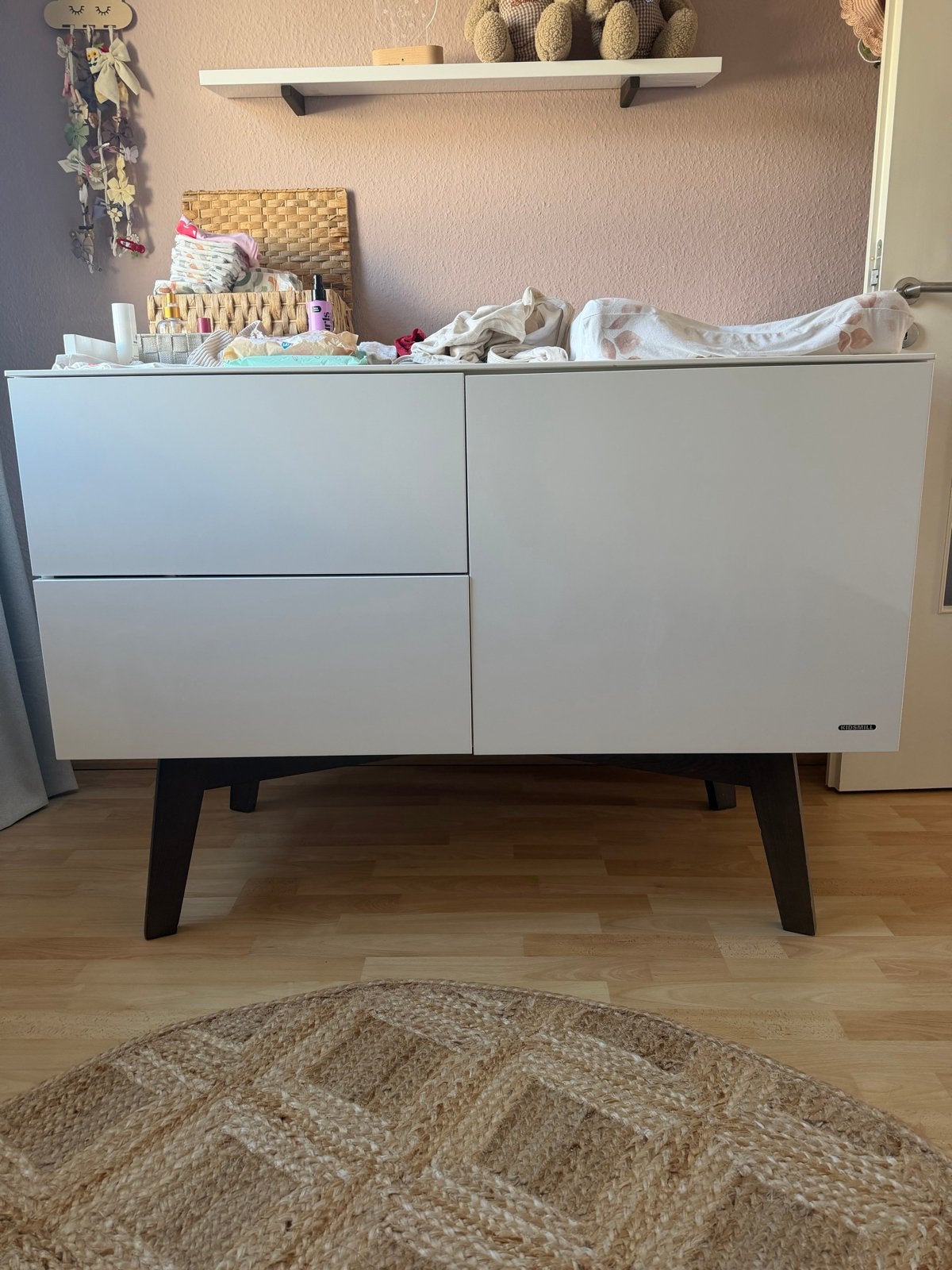 Kidsmill Sixties Commode Hoogglans Wit / Walnoot, Kinderen en Baby's, Ophalen, 50 tot 70 cm, Zo goed als nieuw, 75 tot 100 cm
