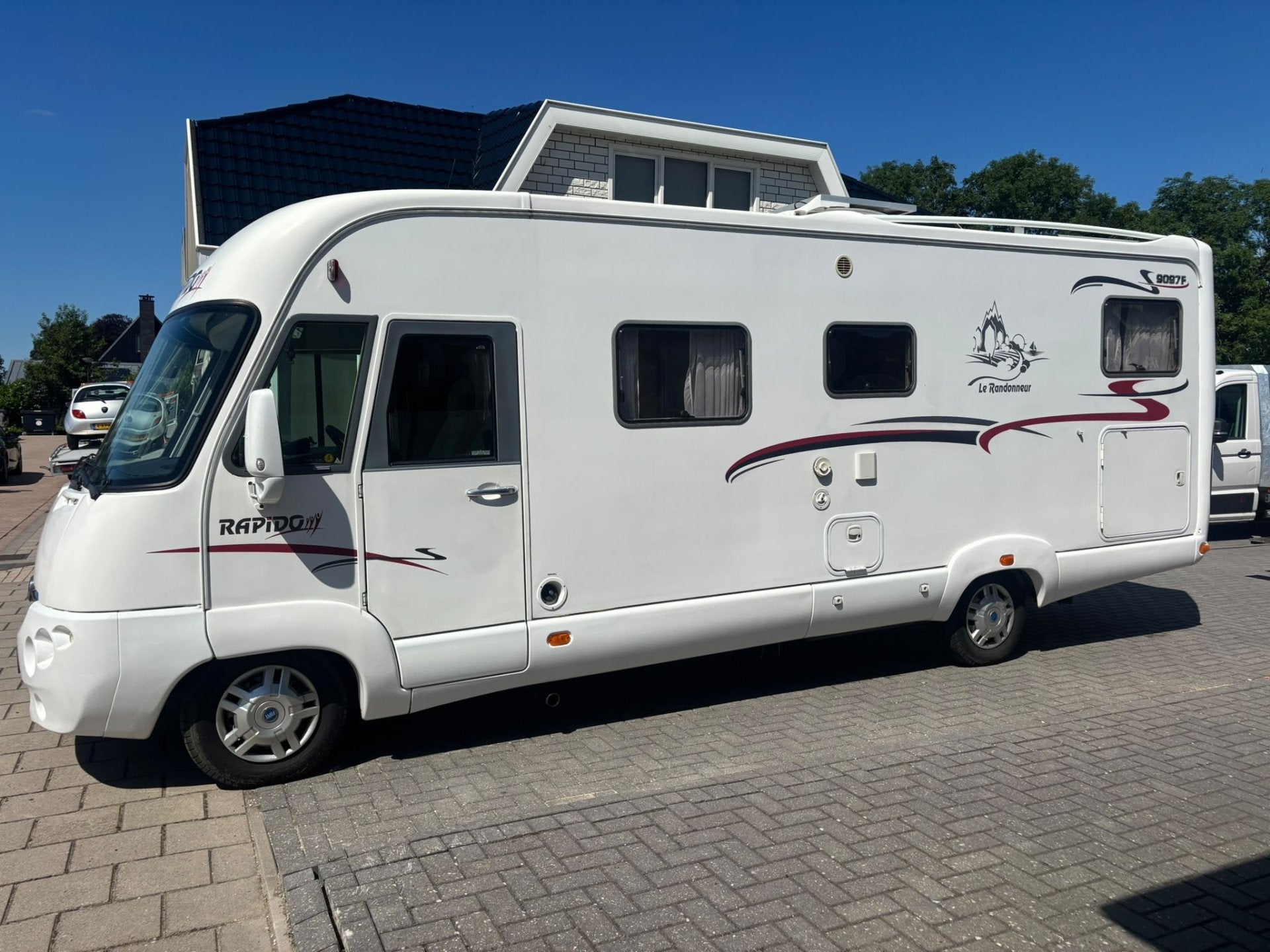 RAPIDO AF5 Rapido 9097F | FIAT DUCATO |AIRCO|ZONNEPANELEN|SA, Info@prinsauto.nl, Bedrijf, Edisonweg 52E
2952AD  ALBLASSERDAM, NL