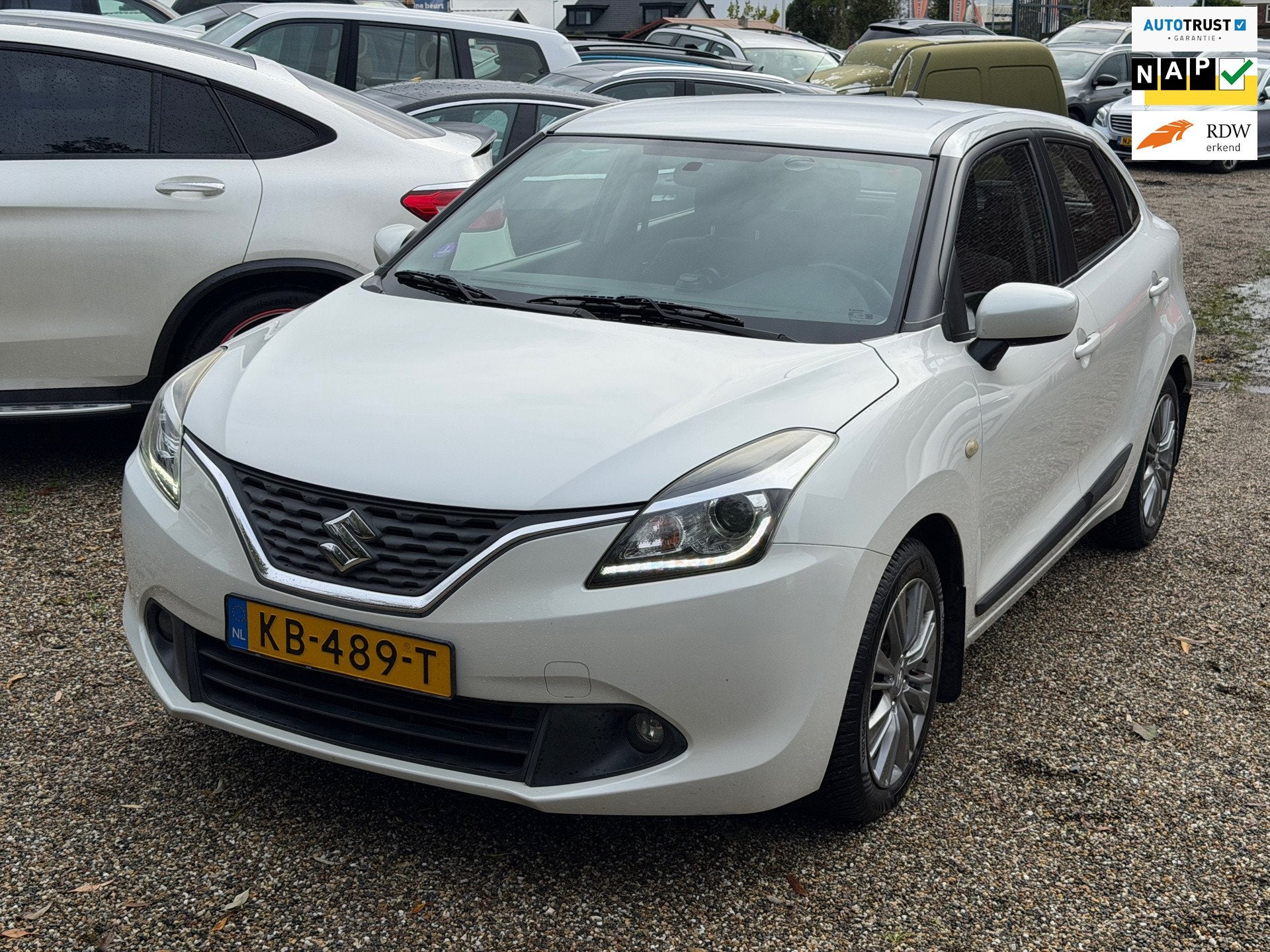 Suzuki Baleno 1.2 Exclusive Automaat Xenon Trekhaak Airco Bl, Auto's, Stof, Gebruikt, 4 cilinders, Wit