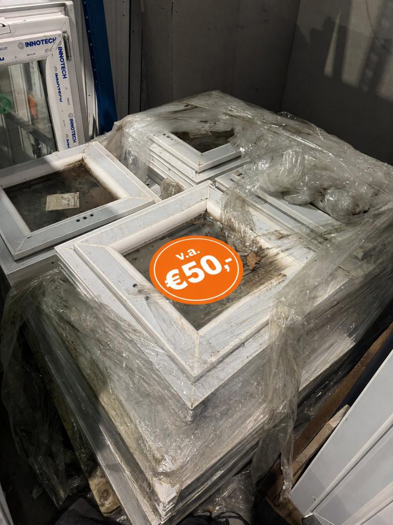 B- Keus Kunststof kozijnen vanaf 50,- !!!, Doe-het-zelf en Verbouw, Kozijnen en Schuifpuien, Kunststof, Niet ingevuld, Ophalen of Verzenden