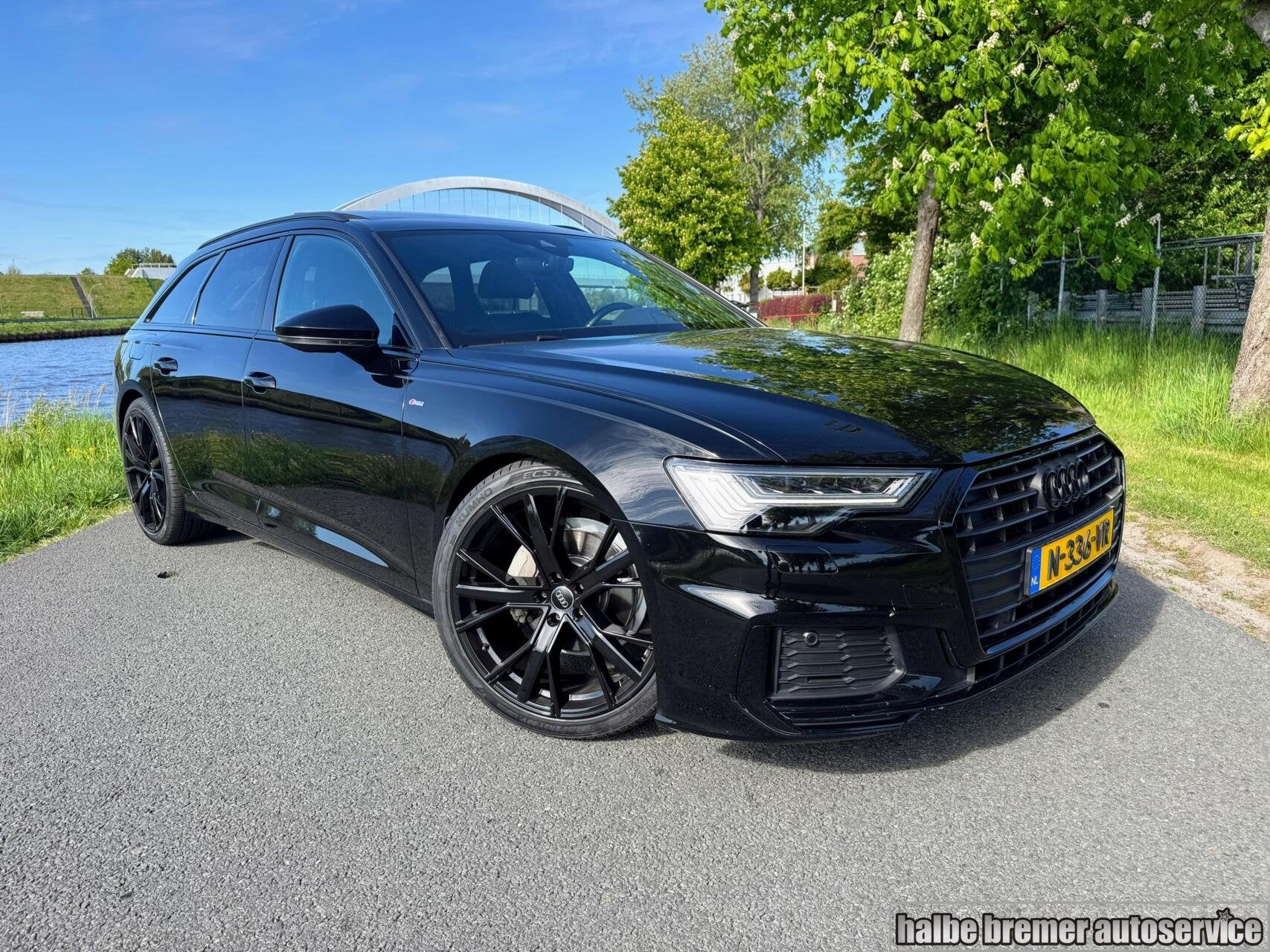 Audi A6 Avant 40 TFSI S-line Black optic|Pano|21 inch|Camera, Auto's, Audi, Dealer onderhouden, Gebruikt, Euro 6, Zwart