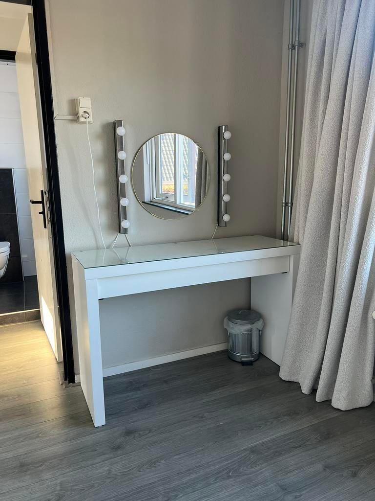 Ikea Malm make-up tafel incl spiegel en lampen