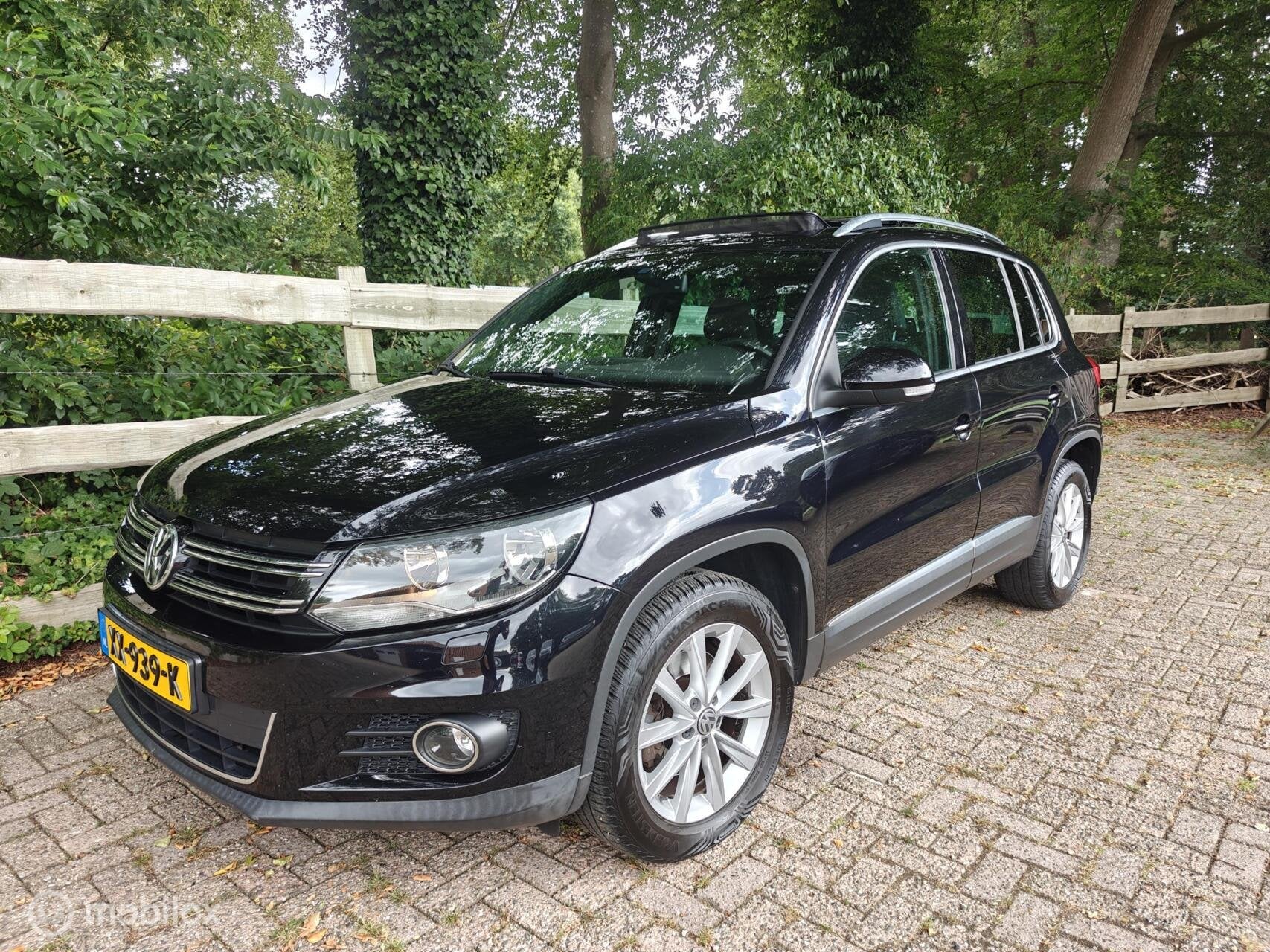 Volkswagen Tiguan 2.0 TDI|panoramadak|trekhaak|Perfecte auto, Auto's, Volkswagen, Voorwielaandrijving, Euro 5, 1800 kg, 4 cilinders