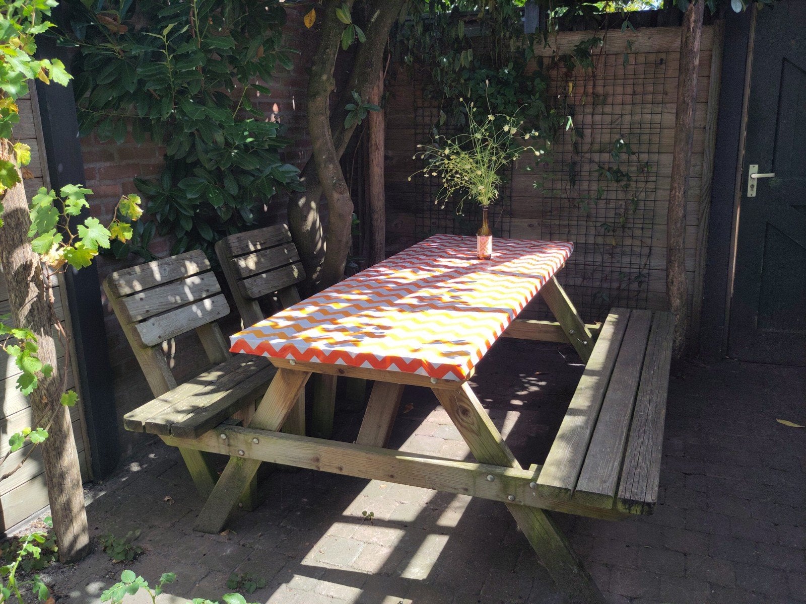 picknicktafel met twee rugsteunen, Ophalen, Gebruikt, Rechthoekig, Hout