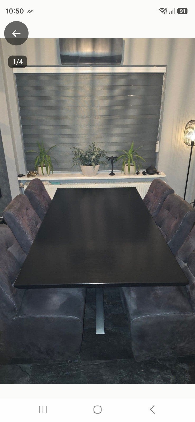 Mooie Zwarte Eettafel met Metalen Matrix poot, Ophalen, 50 tot 100 cm, Zo goed als nieuw, Vijf personen of meer