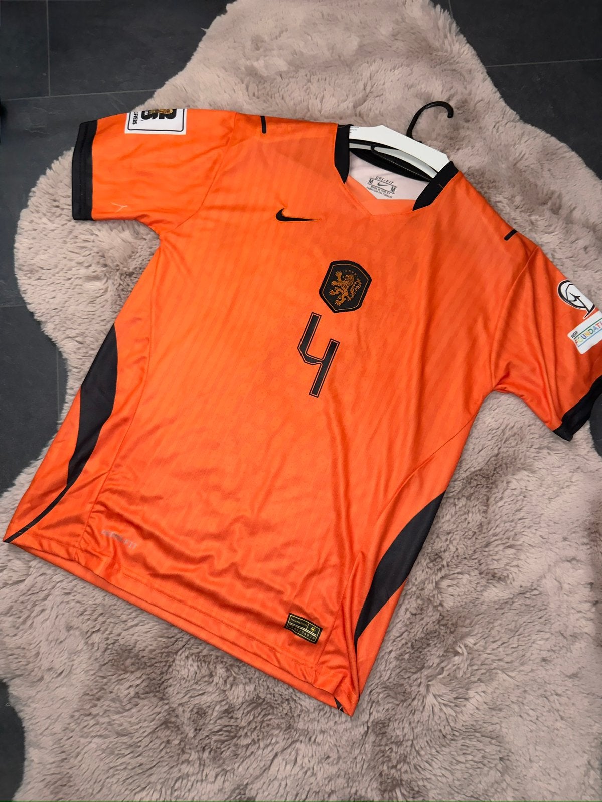 Nieuw Virgil van Dijk WK Nederlands T-shirt, Ophalen of Verzenden, Nieuw, Maat 48/50 (M), Oranje