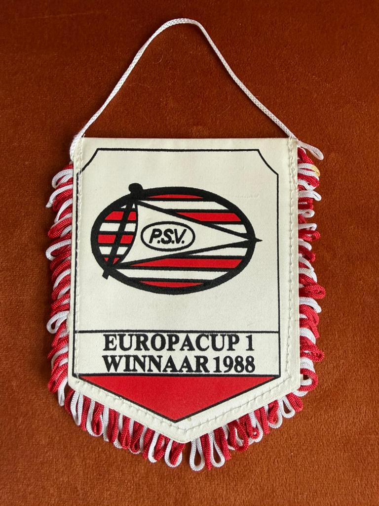Vaantje PSV 1988 Europacup I, Eén persoon