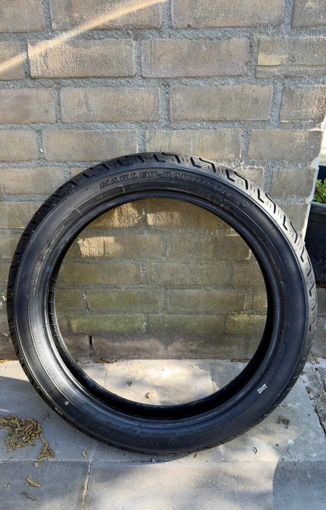 Harley Davidson Dunlop voorband 100/90-19 57H, Motoren, Onderdelen | Harley-Davidson, Ophalen