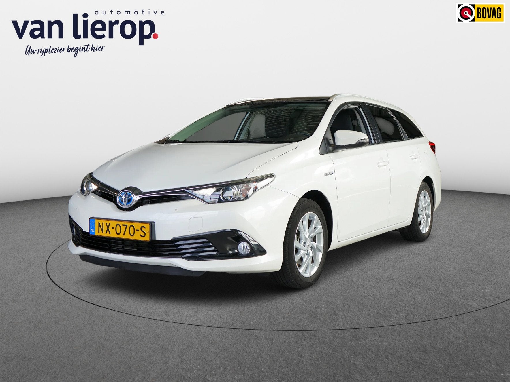 Toyota Auris Touring Sports 1.8 Hybrid Trend|DEALER-ONDERHOU, Gebruikt, Euro 6, Wit, Origineel Nederlands