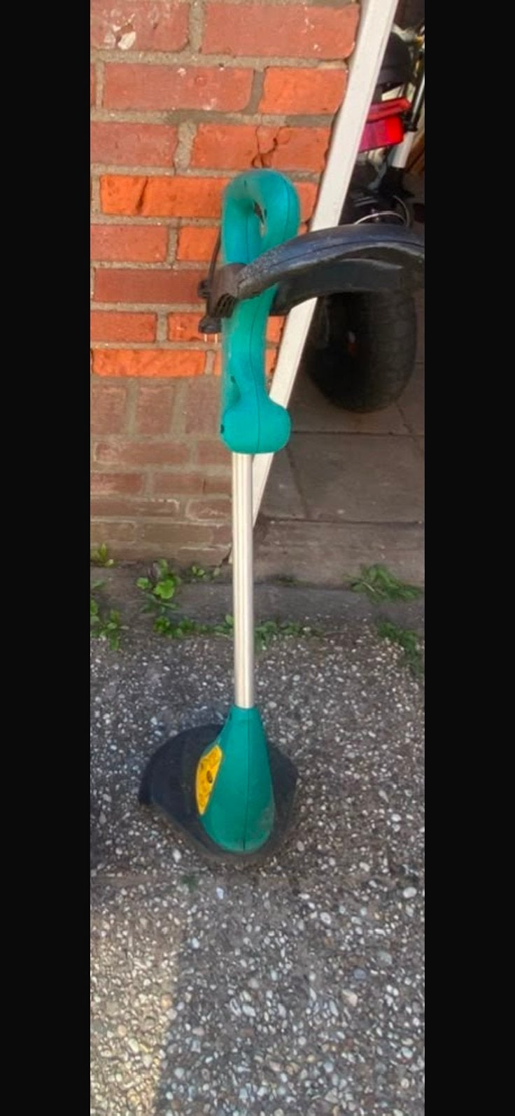 Grastrimmer en onkruid borstel, Ophalen, Zo goed als nieuw, Elektrisch