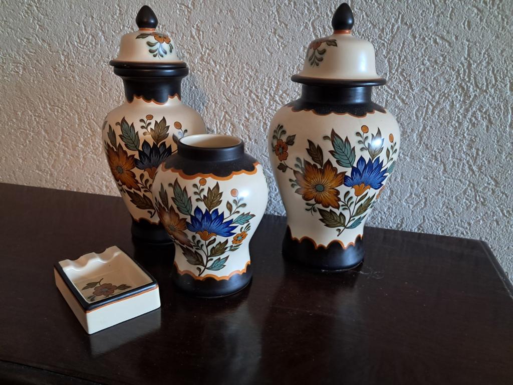 Flora Gouda Plateel Holland Handwerk Vazen Set, Antiek en Kunst, Ophalen