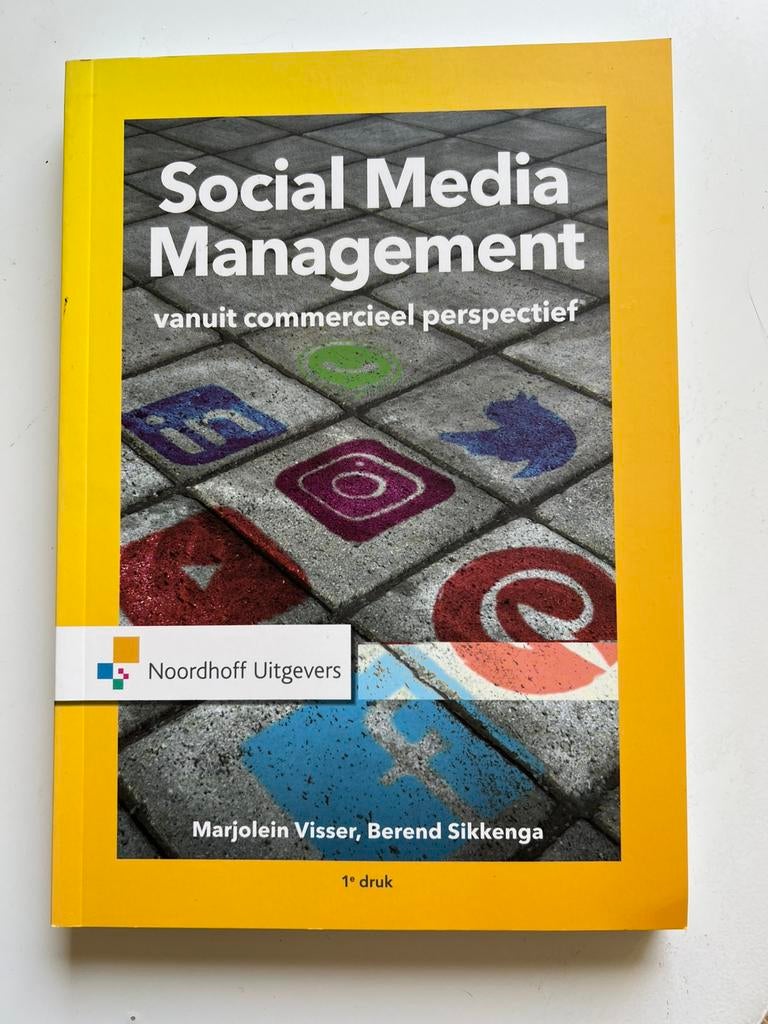 Social Media Management, Marjolein Visser & B. Sikkinga, Ophalen of Verzenden, Zo goed als nieuw, Management