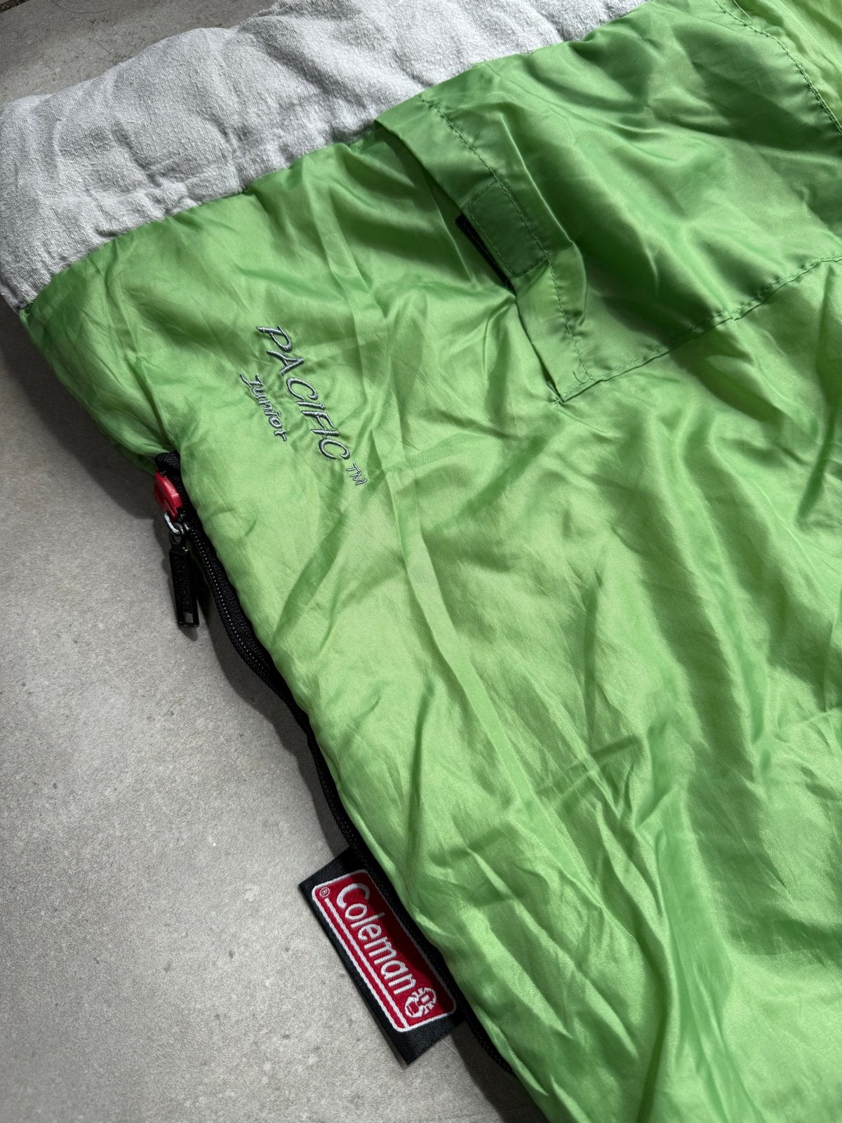 Coleman Junior Pacific Slaapzak - Groen, Caravans en Kamperen, Slaapzakken, Ophalen, Gebruikt