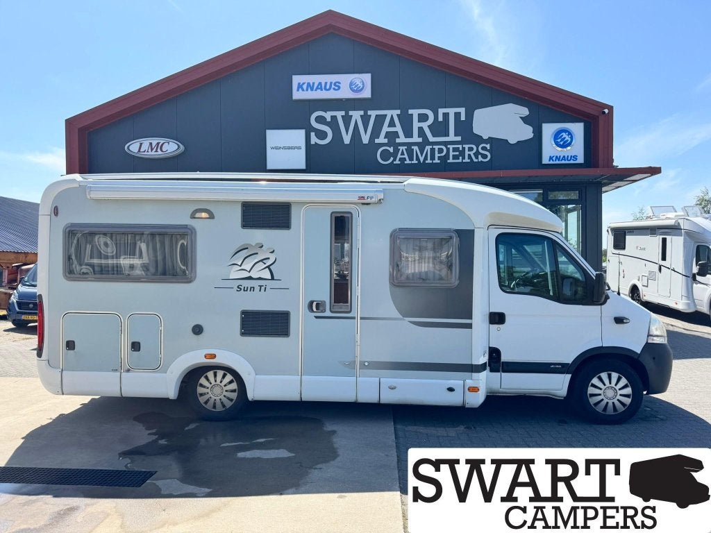 Caravans And Camping Knaus