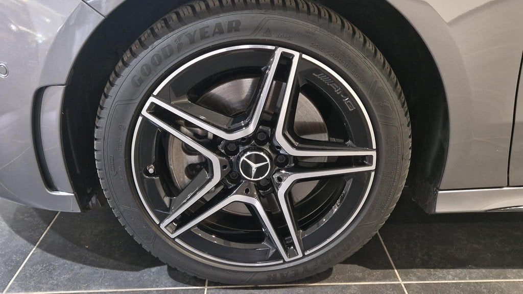 Mercedes-Benz B-klasse 250 e AMG Line Navigatie | Electrisch, Auto's, Mercedes-Benz, Gebruikt, Euro 6, 4 cilinders, 16 kWh